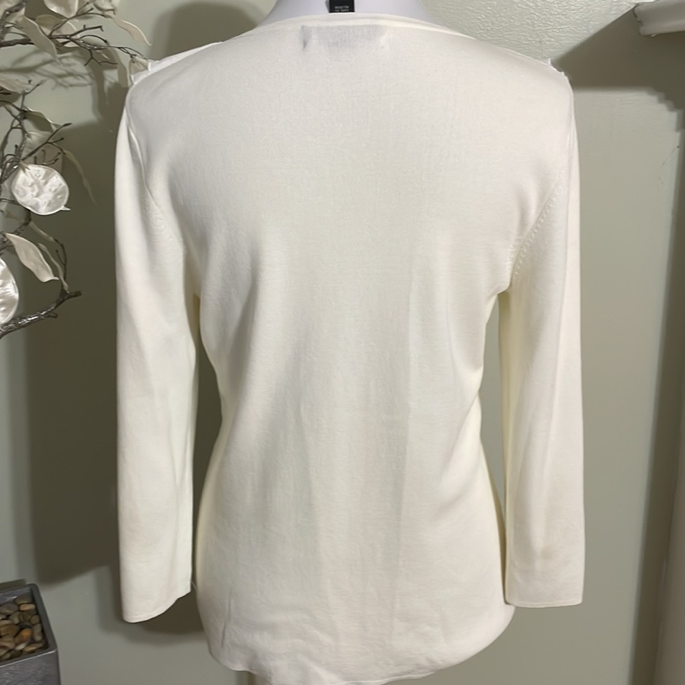 Cable & Gauge Cream Ruffle Blouse - Picture 4 of 4